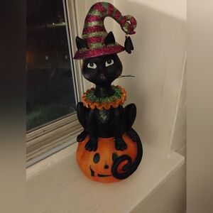 Halloween Cat Figurine with Witch Hat - Black and Orange